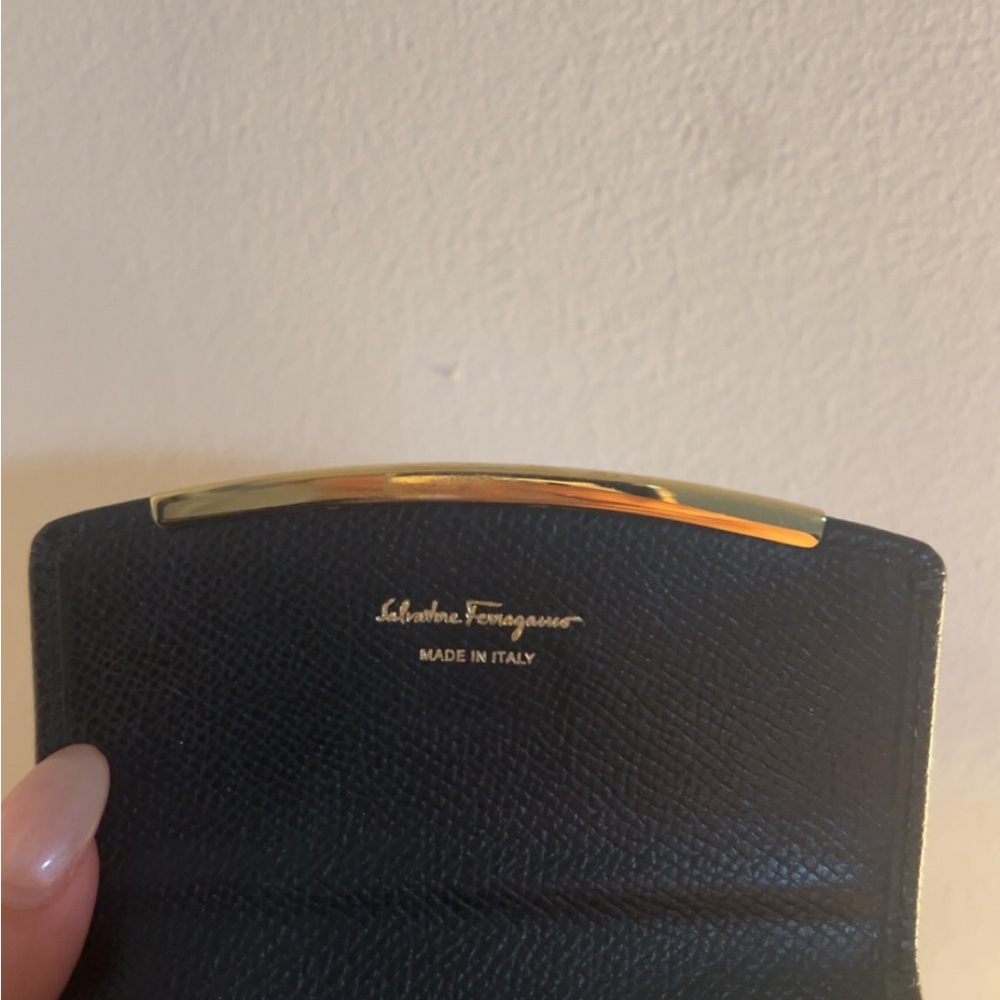 Salvatore Ferragamo Gancini Black Gold Key Card Holder with Chain: Black&Gold - Picture 10 of 15